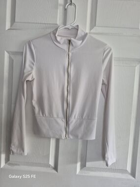(S)Cropped White Zip-Front Jacket